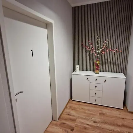 Ferienwohnung Mark Apartment *